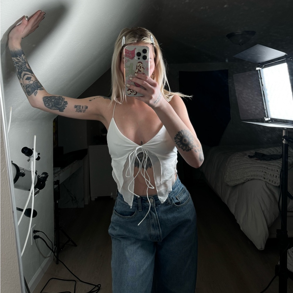 White tie front crop top